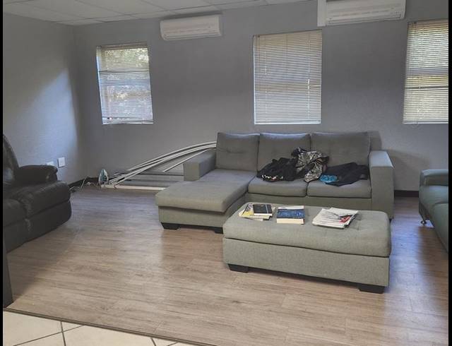 OFFICE PROPERTY TO RENT IN NORTHGATE